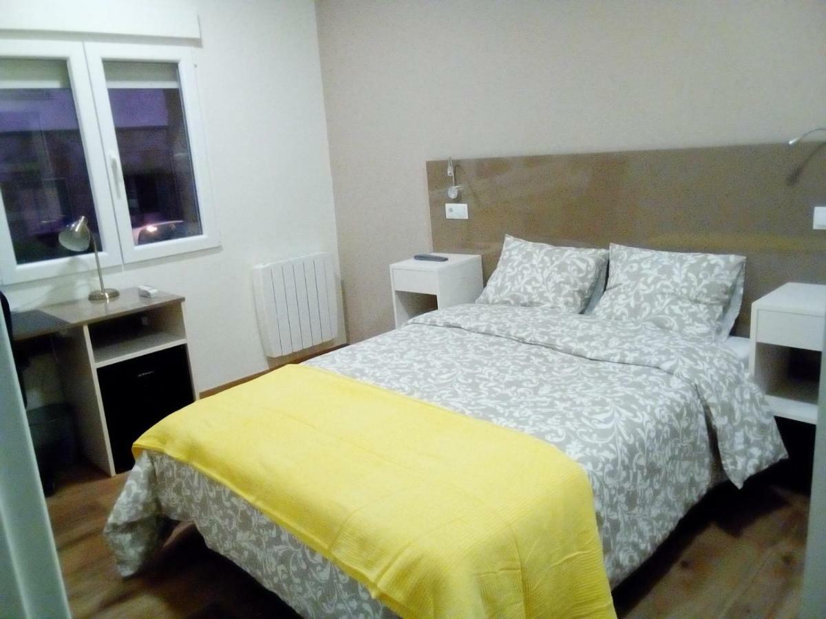 Bed and Breakfast Residencia Compostela 2 Santiago de Compostela Exterior foto