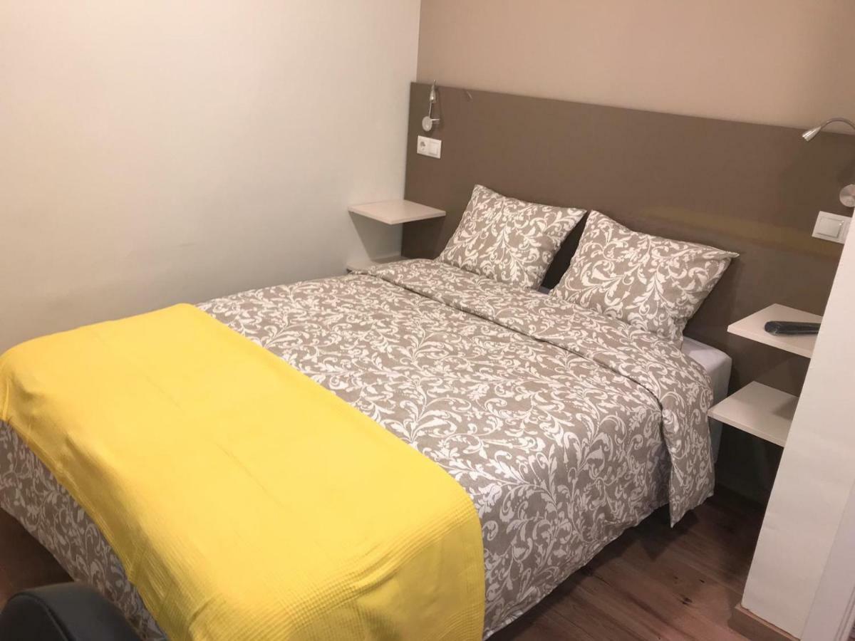 Bed and Breakfast Residencia Compostela 2 Santiago de Compostela Exterior foto